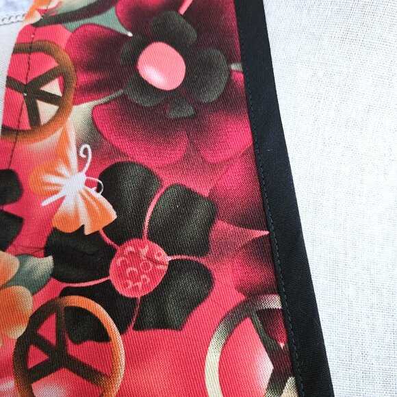 Size S-M Cropped Vest Groovy Red - Picture 2 of 8